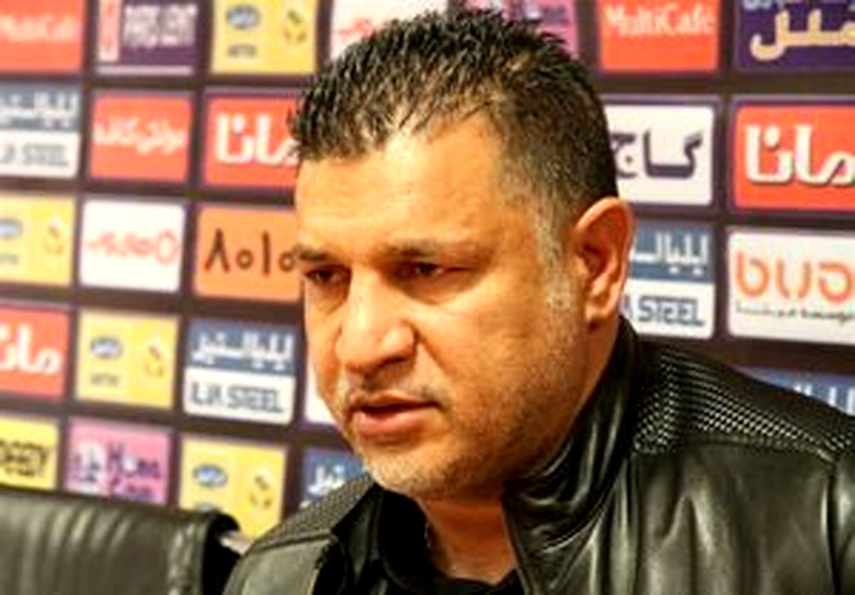 مدیرعامل سابق پرسپولیس،دایی را به آغوش کشید!+عکس