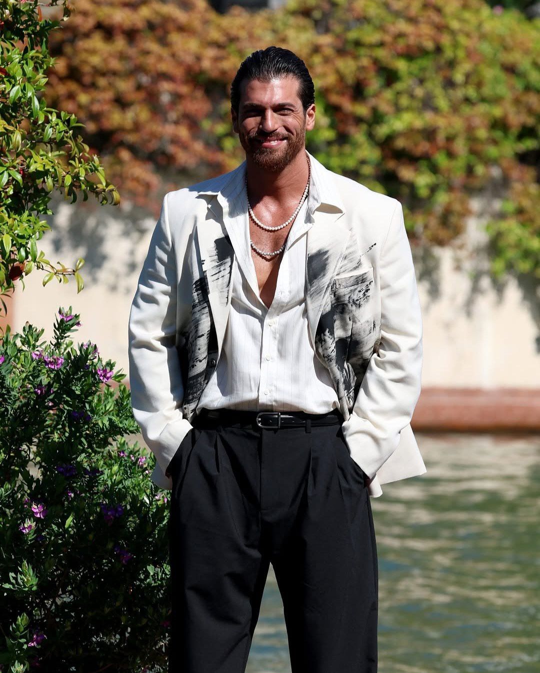 قاب عاشقانه بازیگر مشهور ترکیه در جشنواره ونیز