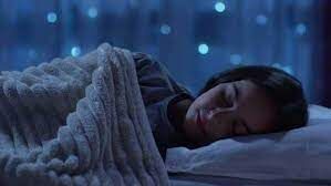 چه خوراکی به خوابیدن راحت کمک کند؟