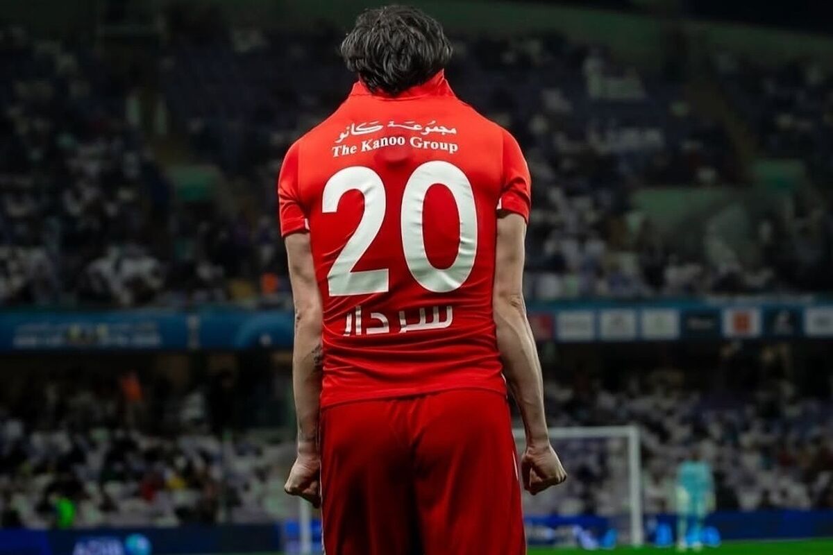 ببینید هنرنمایی جالب سردار آزمون با عصا در جشن قهرمانی!
