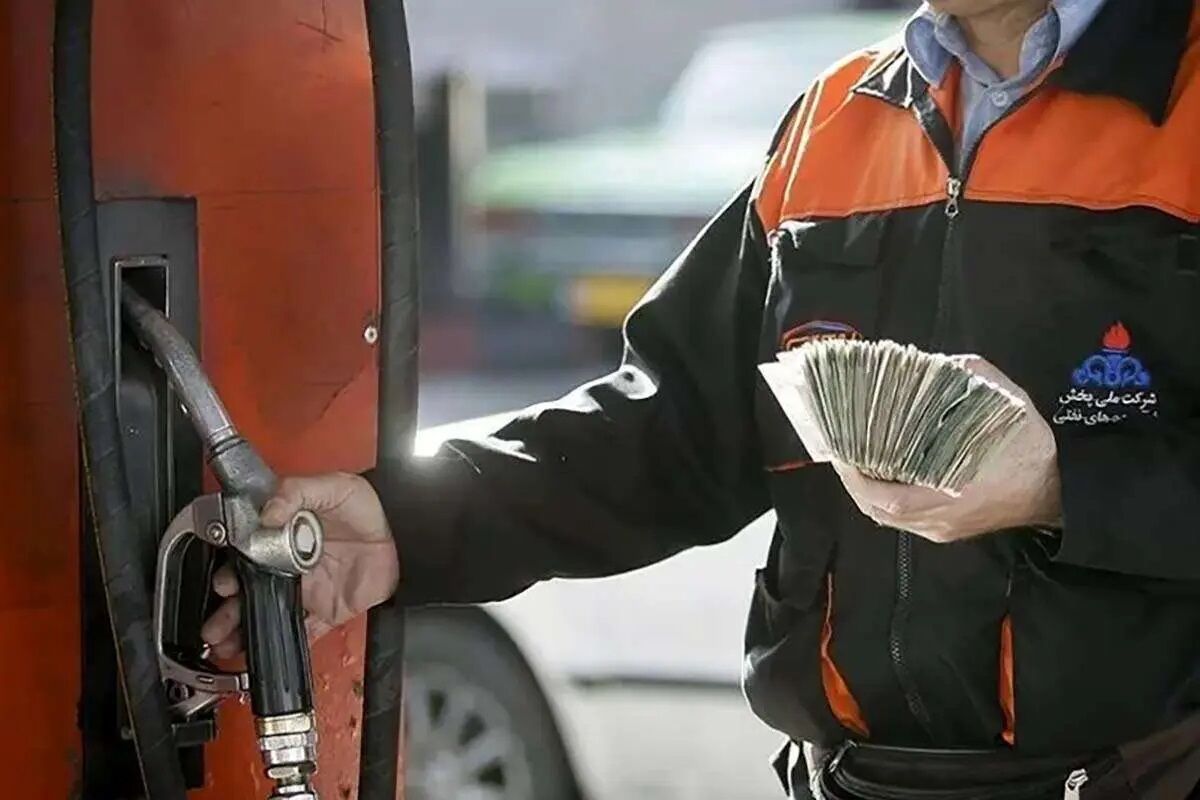 کاربرگ واردات بنزین سوپر تصویب شد