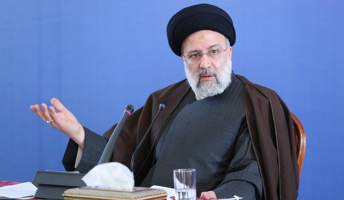 رئیس‌جمهور از مردم برای حضور در راهپیمایی ۲۲ بهمن دعوت کرد