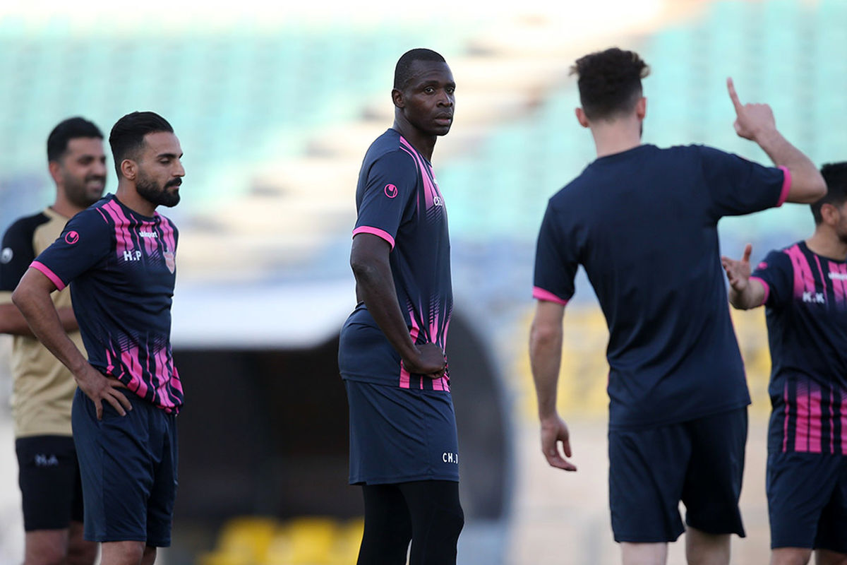 ادعای خاص و  جنجالی در مورد بمب‌ پرسپولیس