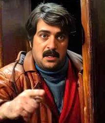 تیپ و استایل جدید ارسطوی سریال پایتخت در یک مراسم