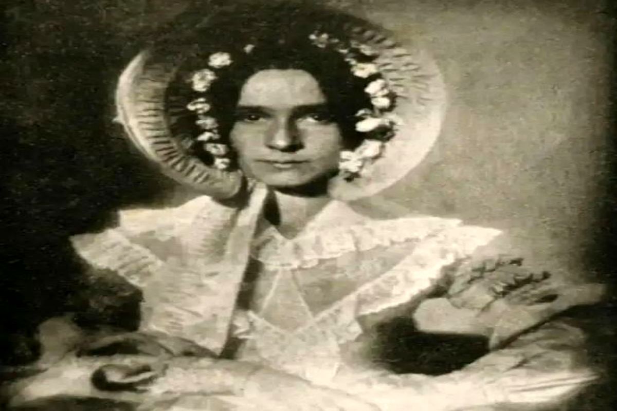 تصویری از اولین پرتره زن در تاریخِ عکاسی