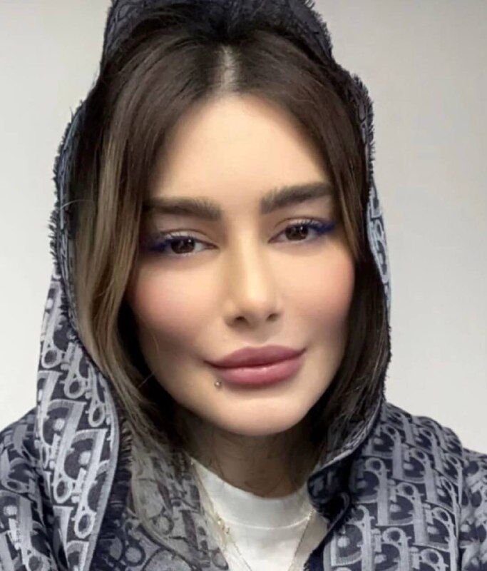 عکس یادگاری «سحر قریشی» در حرم امام رضا