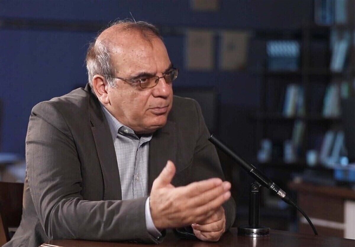 کنایه سنگین عضو شورای راهبری به توهین اخیر شریعتمداری

