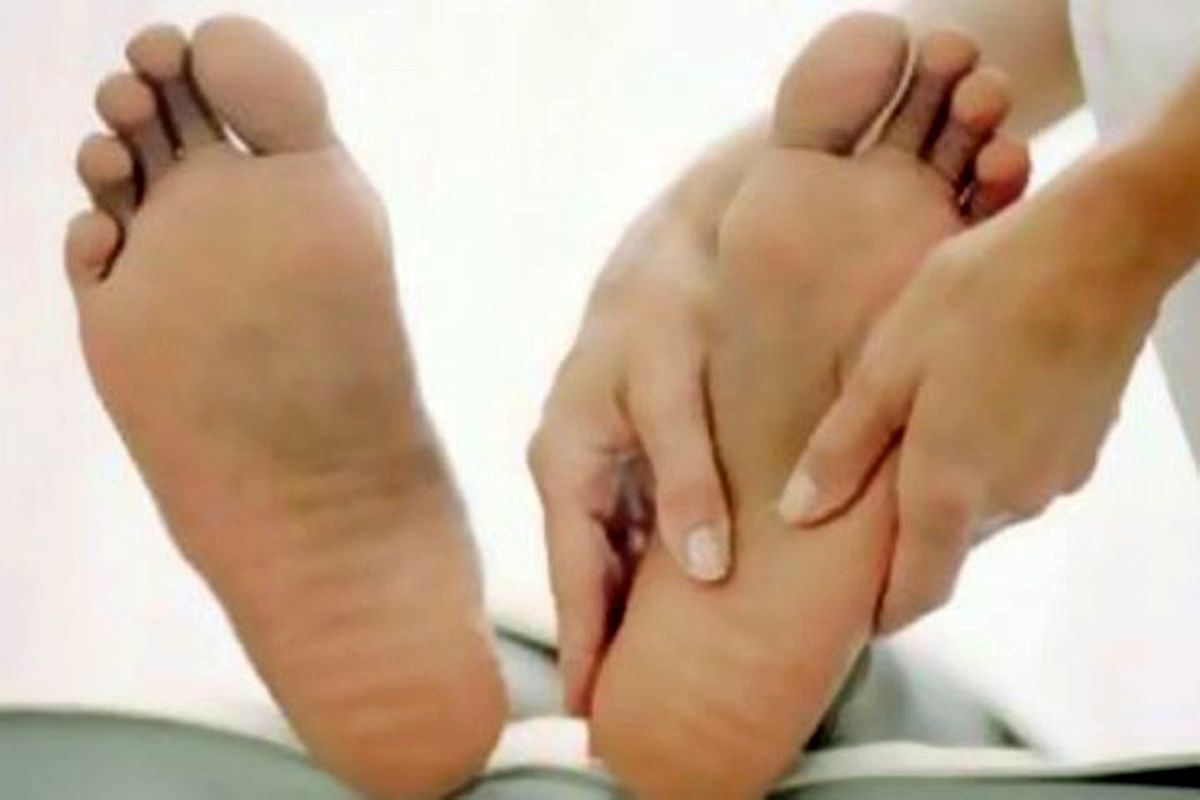 علت بوی بد پا و راه خلاصی از آن!