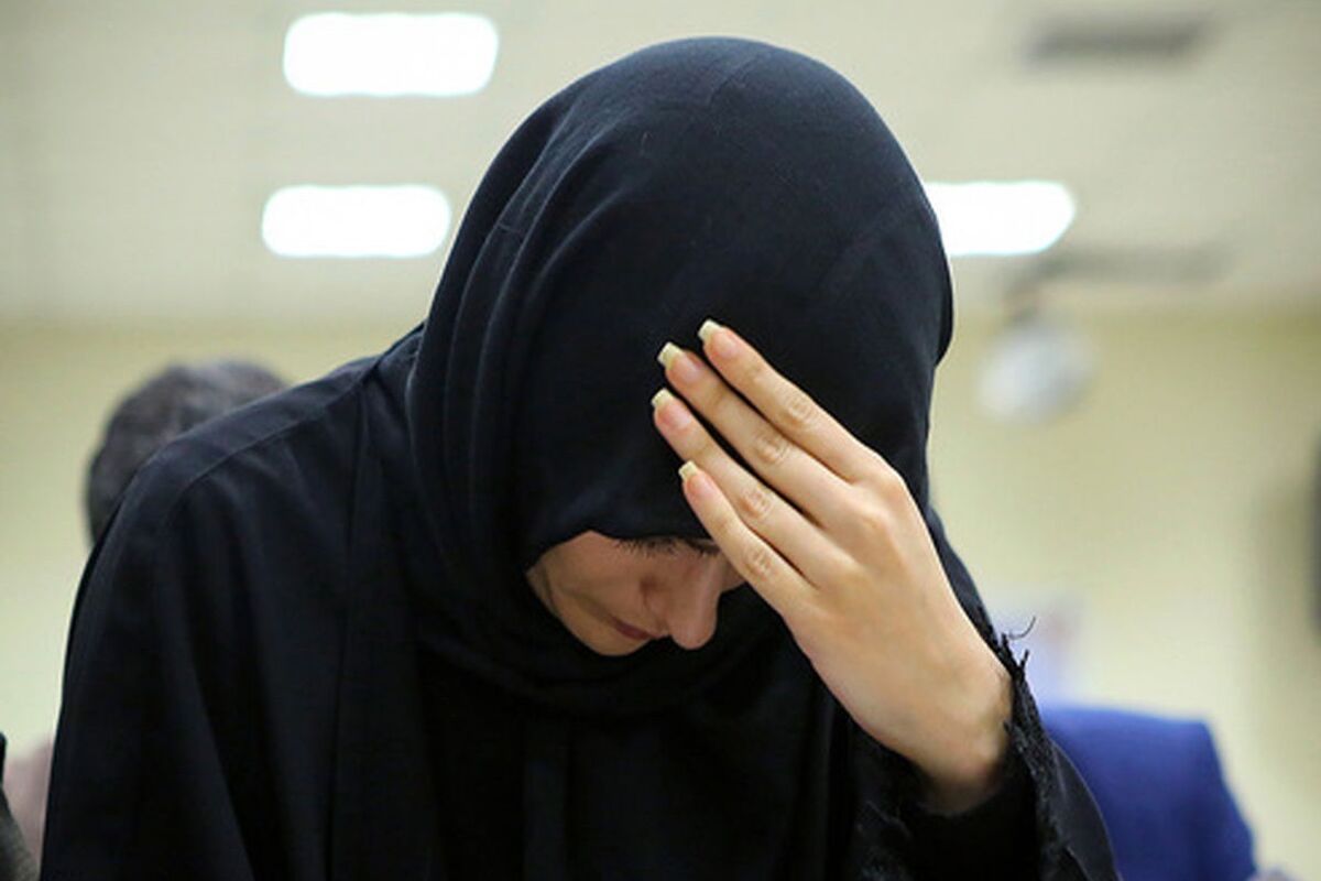 فهمیدم زنم با پسر همسایه رابطه پنهانی دارد /خواست همسرم را طلاق دهم تا با اون ازدواج کند!