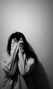 دختر 17 ساله توسط پسرعمویش بی عفت شد/ بخاطر اینکه رهایم نکند تن به خواسته کثیفش دادم