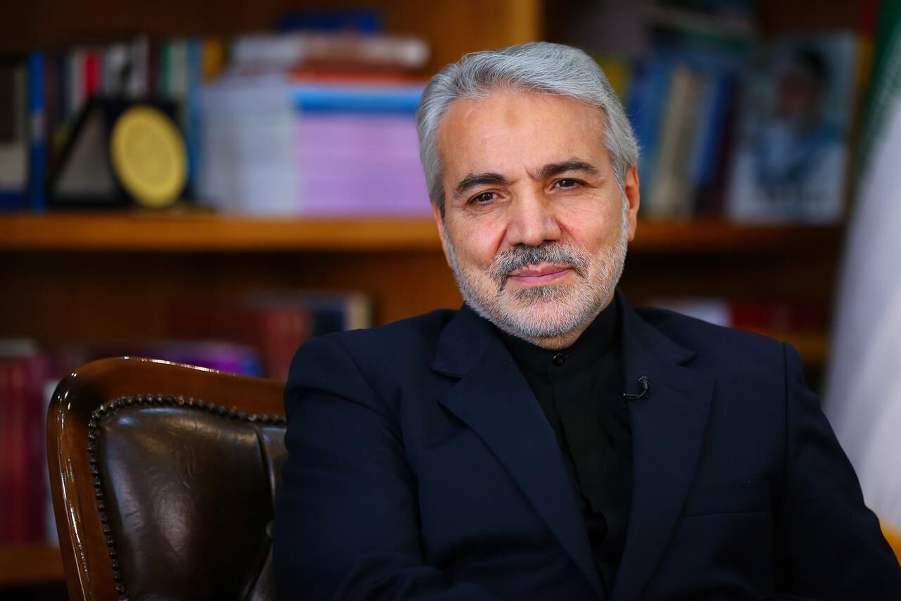 احتمال کناره‌گیری باهنر / فشار بر نوبخت برای انصراف
