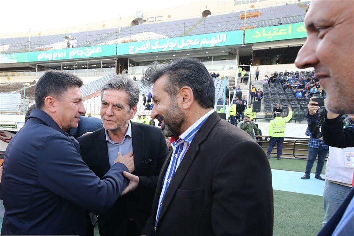 مومنی:با رفتن آجورلو افول باشگاه شروع شد