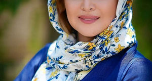  عکس خوش حس‌وحالِ کمند امیرسلیمانی در شنبه بازار!