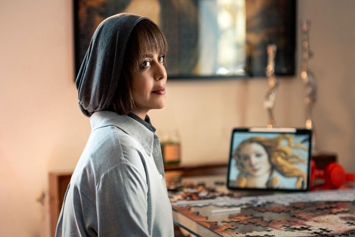 الهام اخوان با یک تیپ شیک / عکس