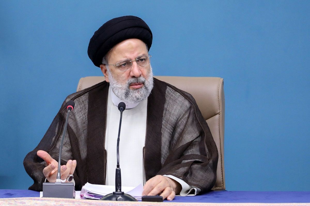 رئیسی: باید جلوی سقط جنین گرفته شود/ باید همه دستگاه‌ها برای حل مسئله‌ی مسکن خانواده‌ها گام بردارند