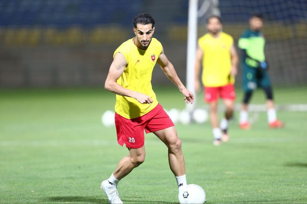 مهاجم پرسپولیس تهدید شد!