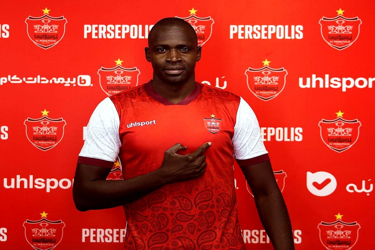 دیاباته از باشگاه پرسپولیس پول به جیب زد!