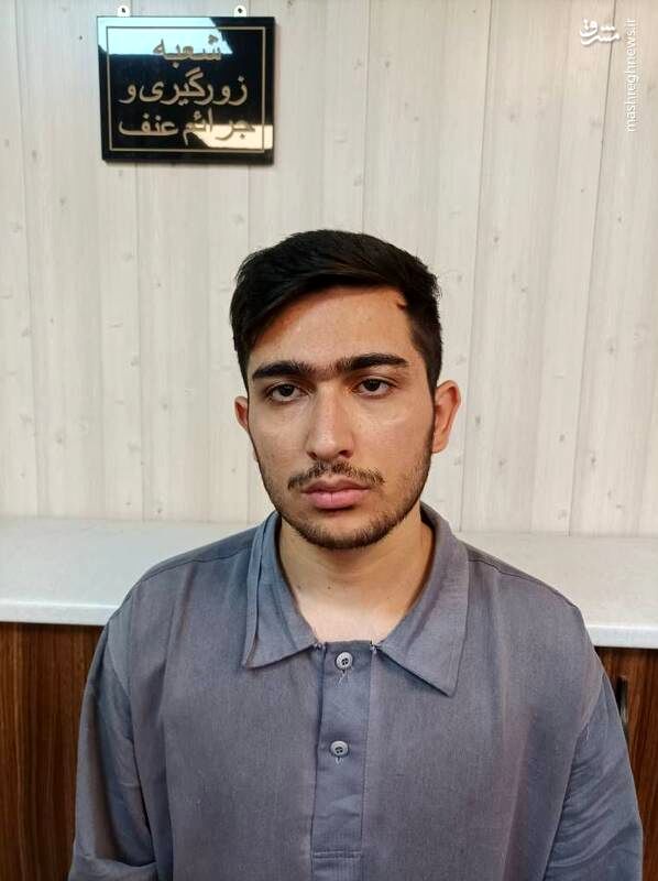 همخانه شدن پسر جوان با ۲۰ زن و مرد و تهیه فیلم سیاه از آنها + عکس و فیلم چهره باز پسر عوضی