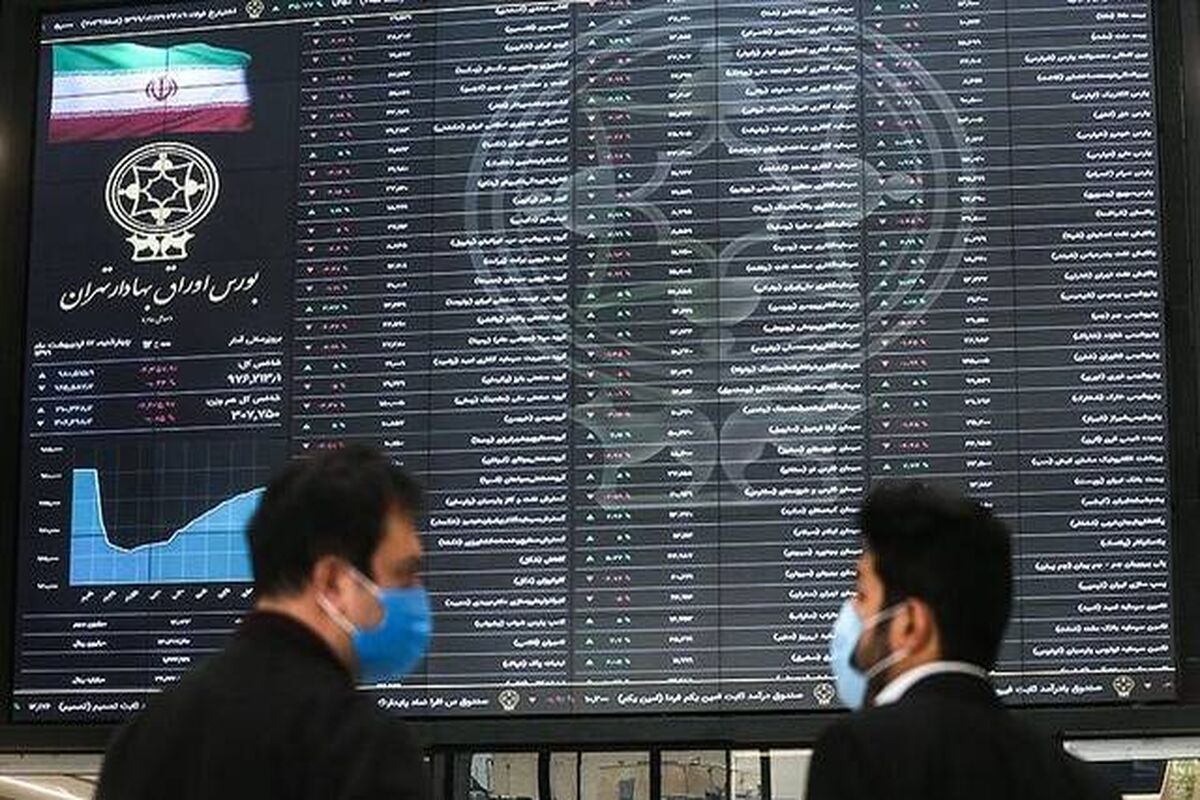 بورس هفته را با چراغ سبز آغاز کرد