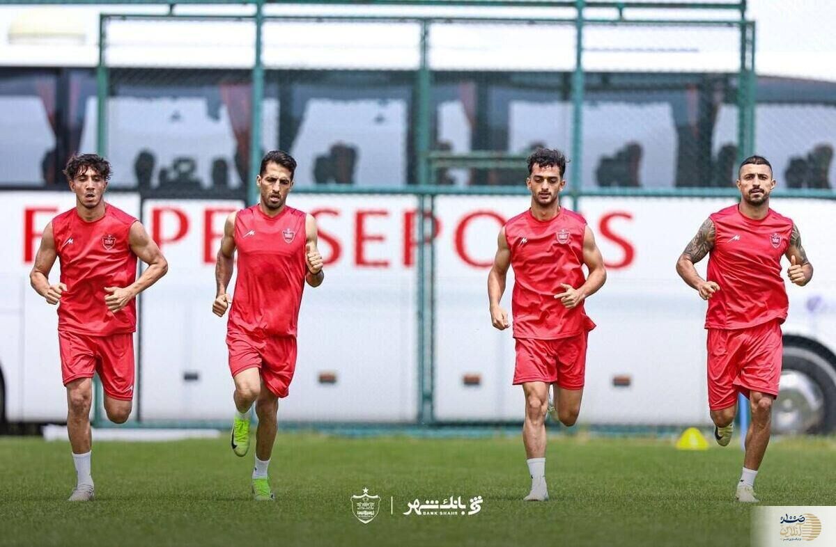 رقابت پرسپولیس و استقلال دوباره داغ شد!