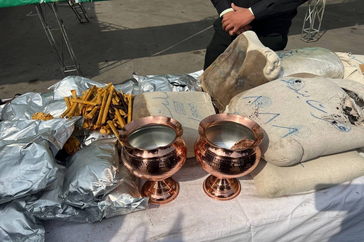 لو دادن قاچاقچیان بین‌المللی توسط فامیل حسود