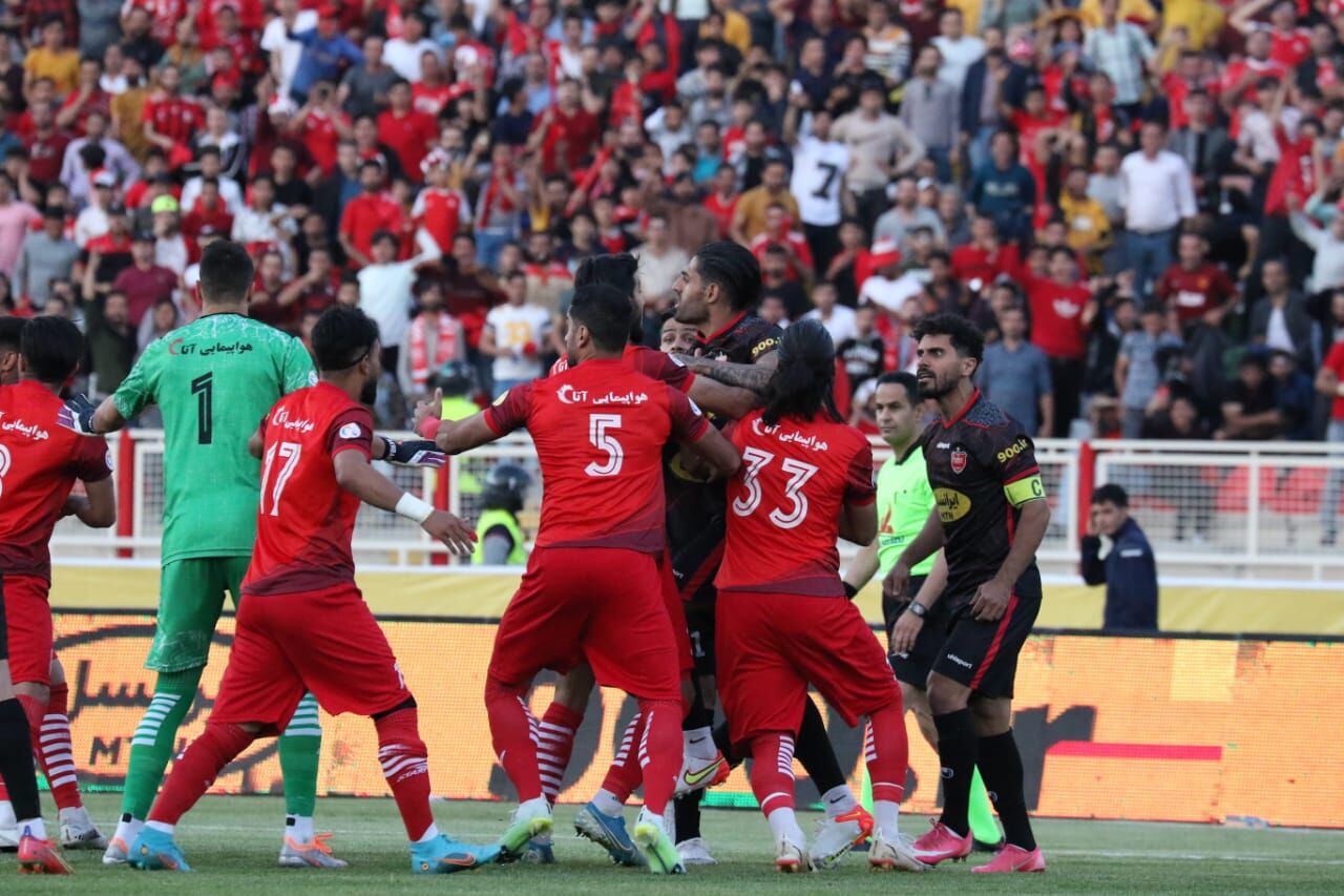 از وقتی پرسپولیس را شکست دادیم، داوری ها به ضرر ما شد!