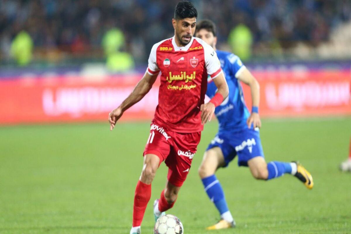 مدافع پرسپولیس ماندنی می‌شود