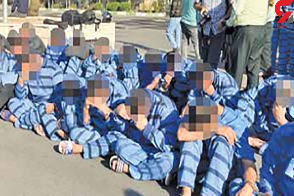 تعرض شیطانی زنی در مقابل دیدگان همسرش در پارک/خالکوبی دستش را رو کرد