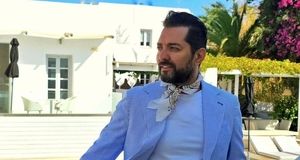 بهرام رادان با پسرش جان در حال خوشگذرانی در یونان/ تصاویر