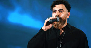 استایل عجیب خواننده معروف سوژه شد