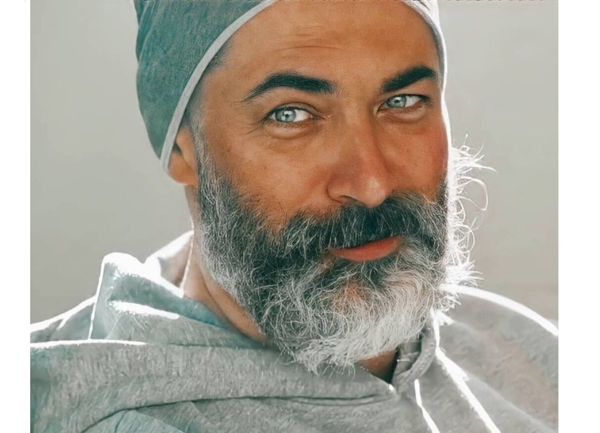تصویری جذاب از پارسا پیروزفر در کنار محمدرضا گلزار