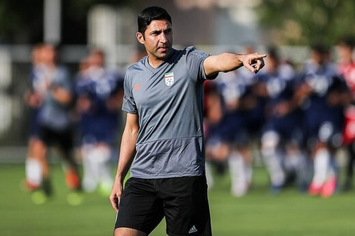 وحید هاشمیان روی نام هافبک باتجربه پرسپولیس خط قرمز کشید