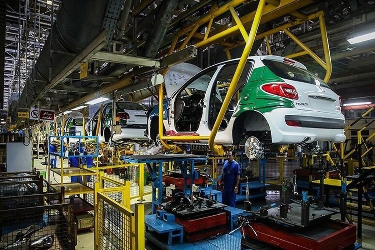 ایران‌خودرو نرخ جدید محصولاتش را اعلام کرد/ لیست کامل امروز جمعه ۱۰ بهمن را ببینید