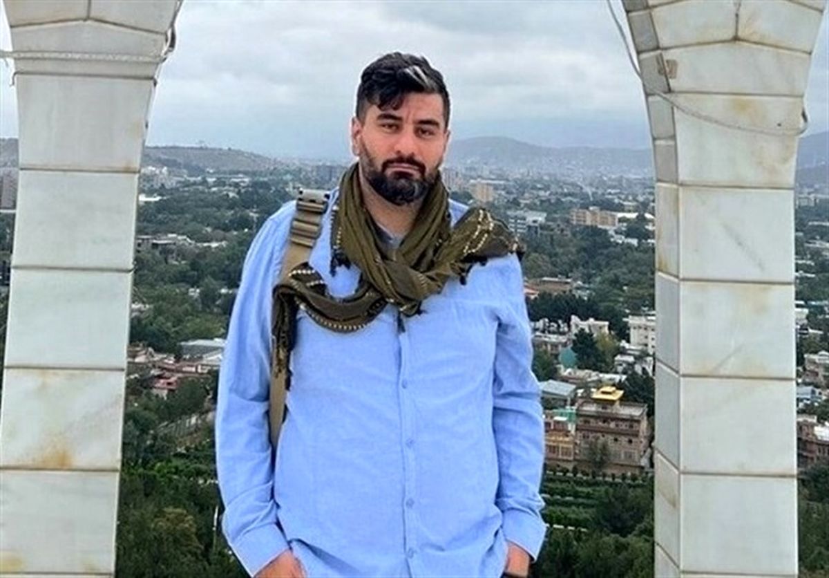 اولین عکس از خبرنگار ایرانی پس از آزادی از دست طالبان + عکس

