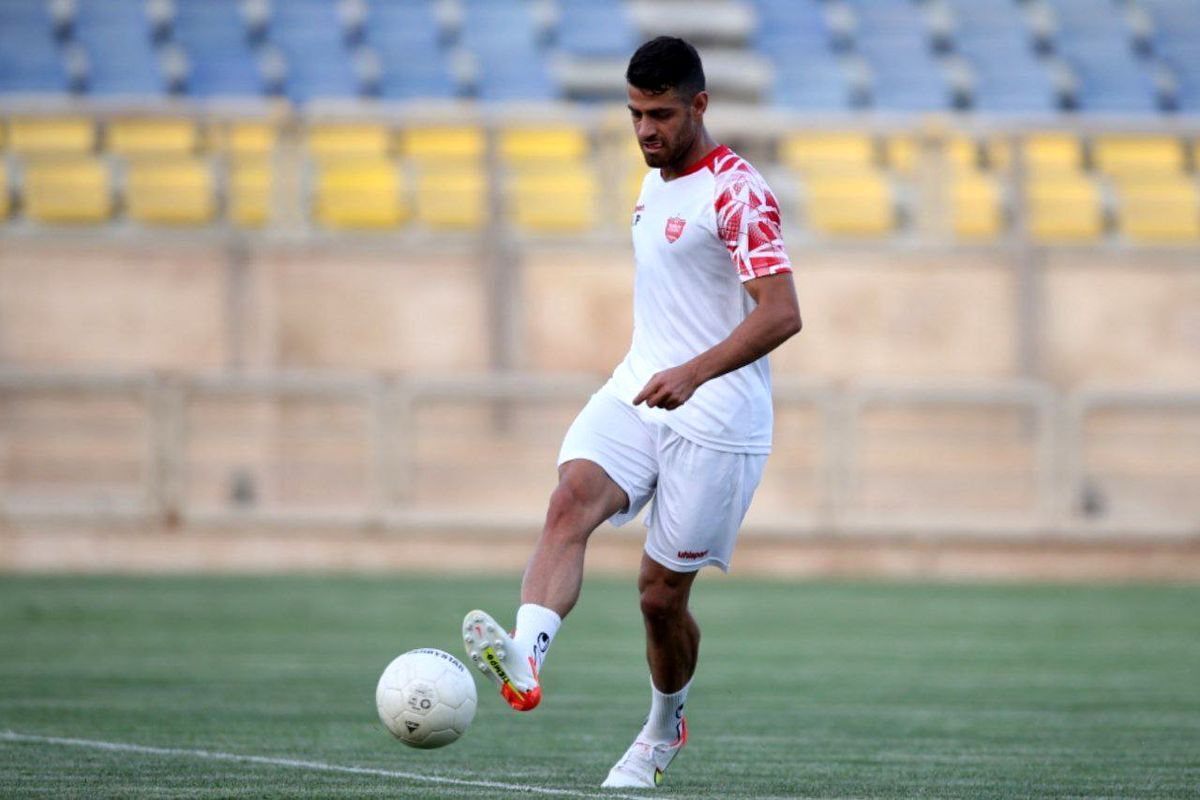 ستاره پرسپولیس از خجالت یک ملی پوش درآمد!