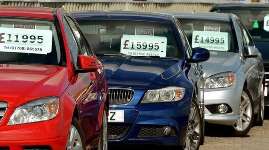 چرا قانون واردات خودروی کار کرده اجرا نمی شود؟

