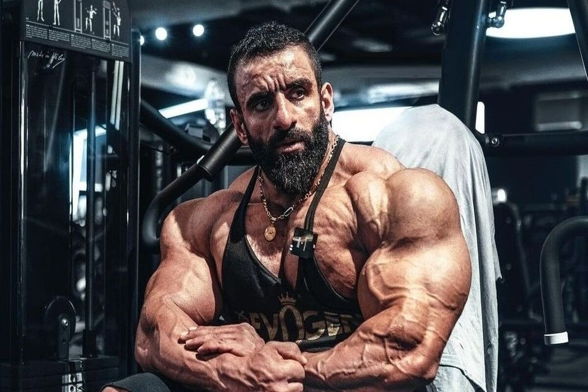  عکس‌العمل جالب هادی چوپان هنگام اعلام اسم نفر اول مستر المپیا ۲۰۲۴ + فیلم
