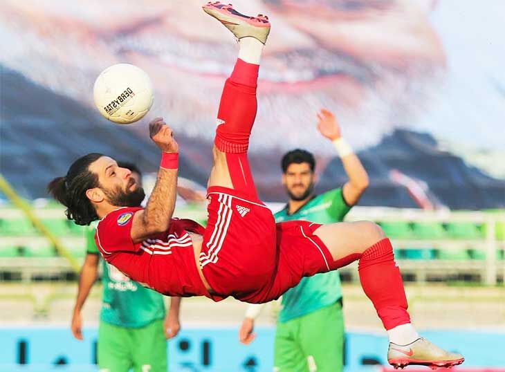 پاسخ تند مهاجم تراکتور به فحاشی مجازی پرسپولیسی ها
