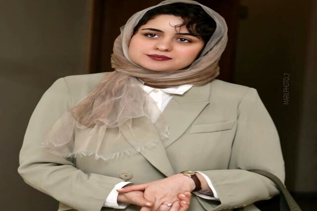 استایل جذاب فاطیما بهارمست با دامن سنتی و گلدوزی