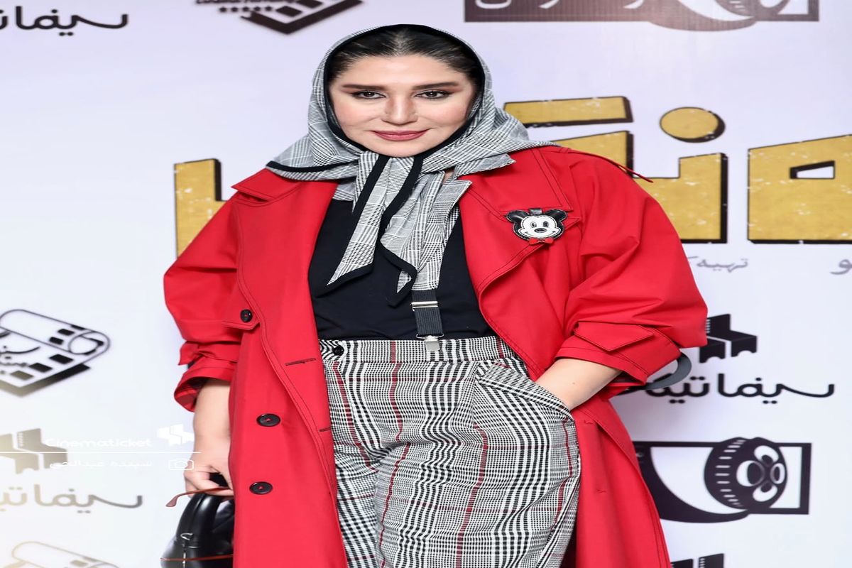 نسیم ادبی در یک برنامه هنری/ عکس