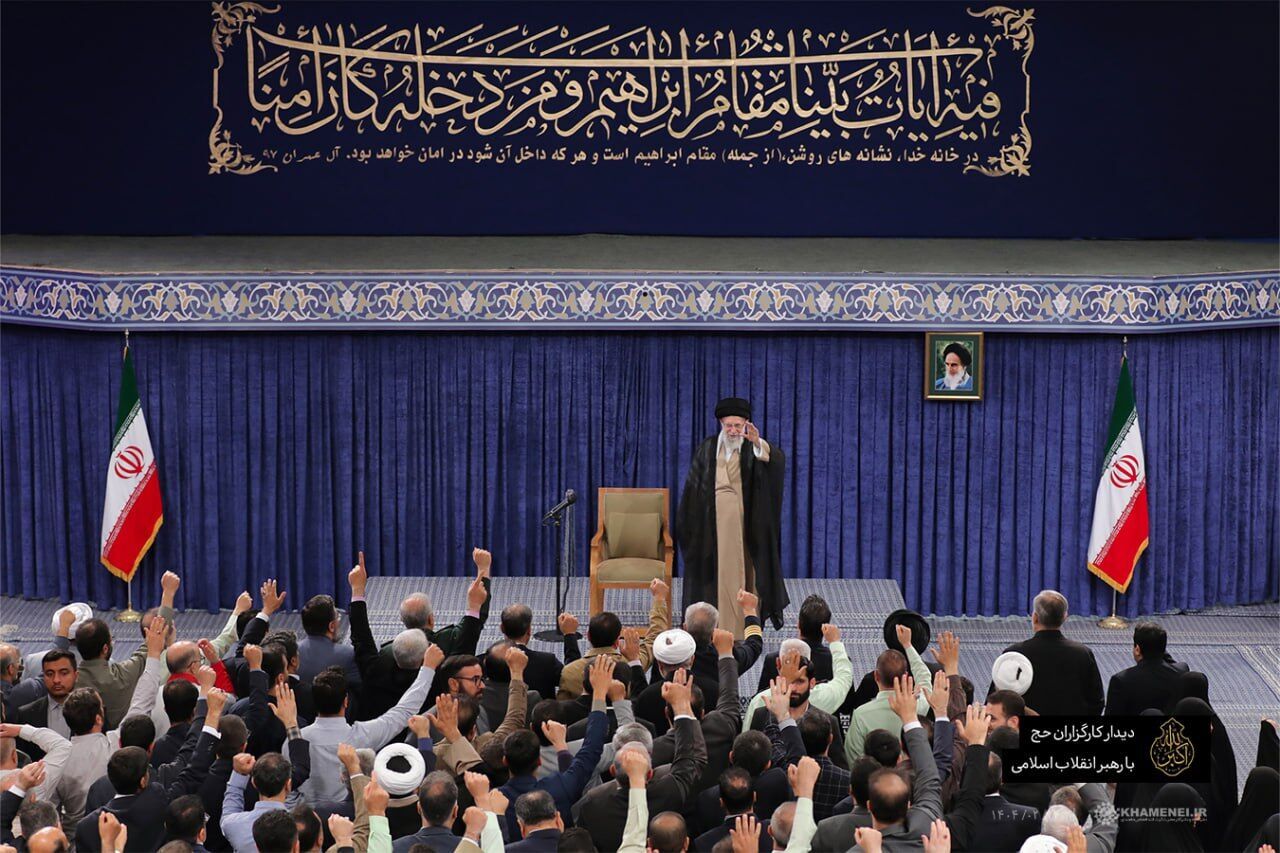 رهبر انقلاب: حج تنها فریضه‌ای است که شکل، ظاهر و ترکیب آن صد در صد سیاسی است