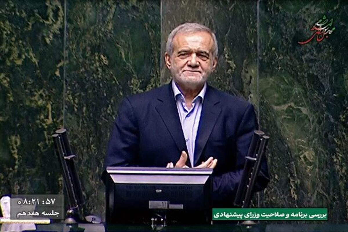 تشویق رئیس جمهور در صحن علنی مجلس/ علت چه بود؟